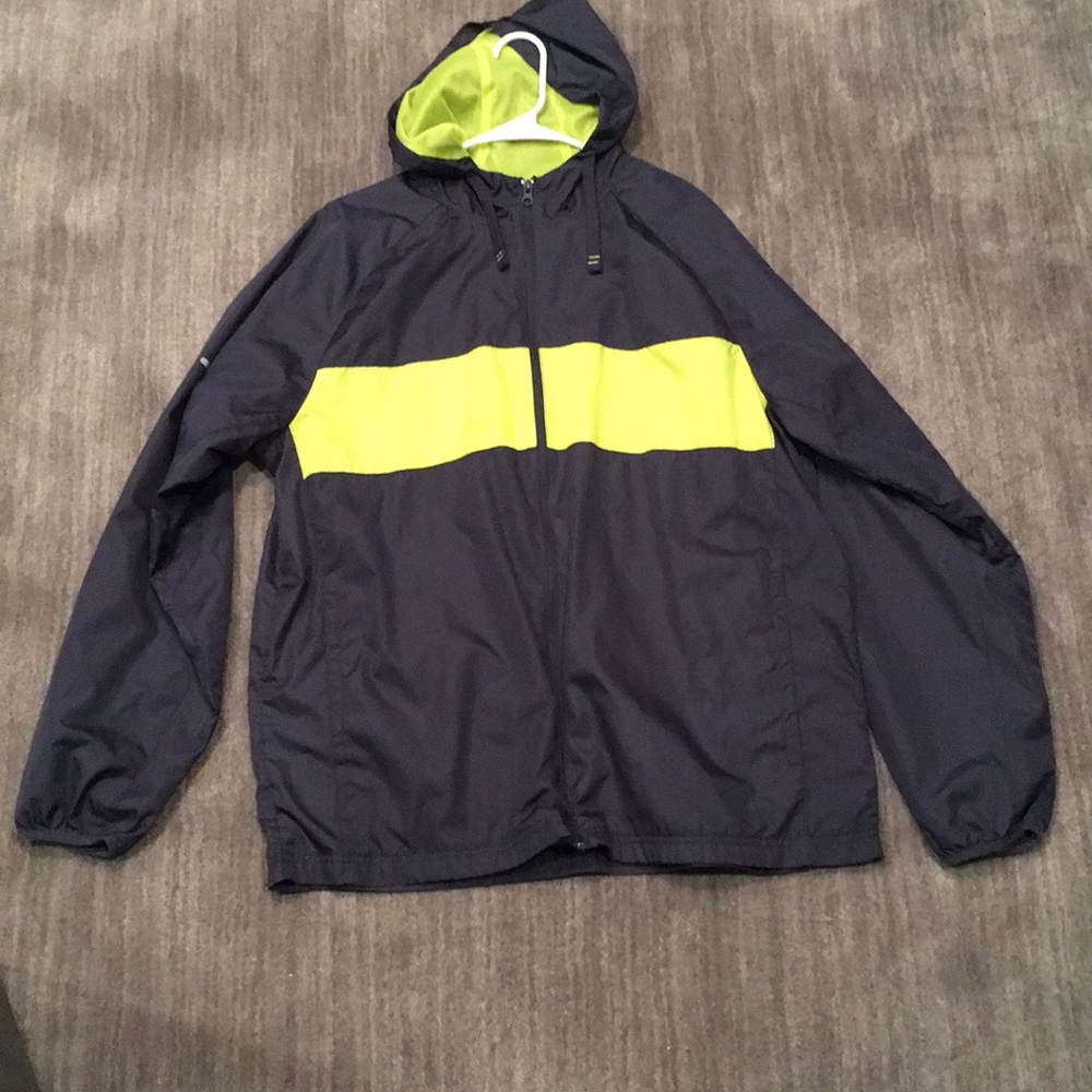 Wind breaker